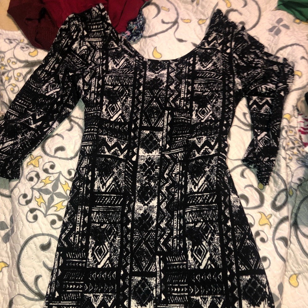 Mini cocktail bodycon dress! Size Medium